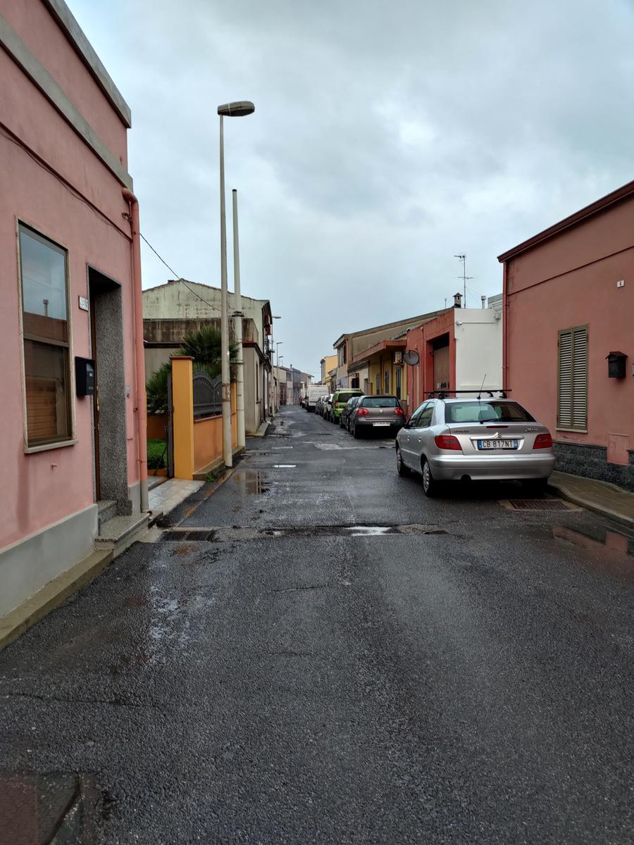 
	Uno scorcio di via Donizetti dov'&egrave; avvenuta l'aggressione con la roncola

