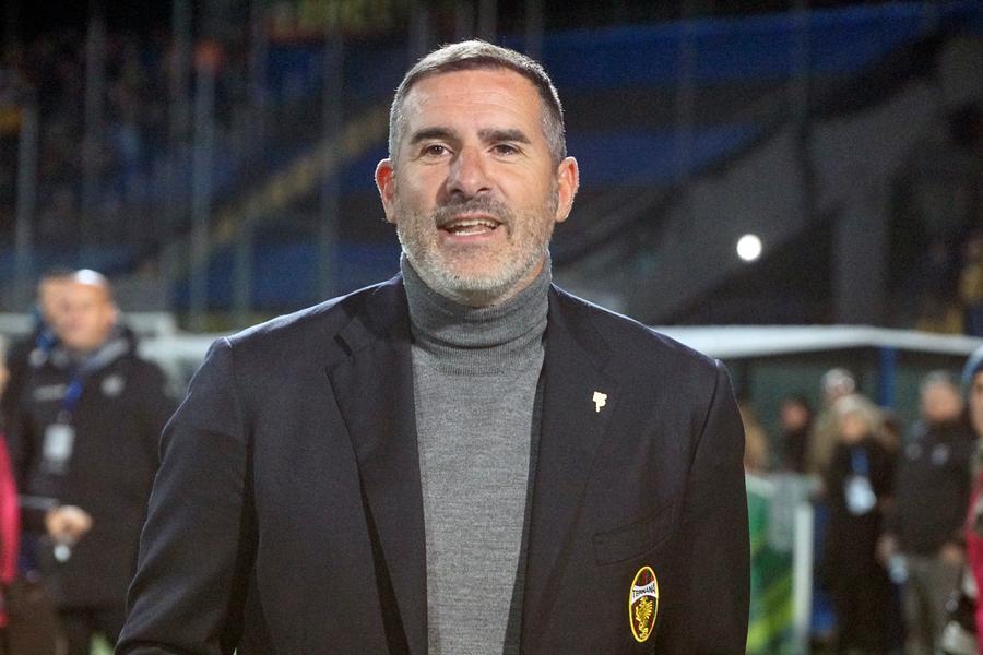 Ternana, esonerato l'allenatore Cristiano Lucarelli: fatale la sconfitta a Pisa