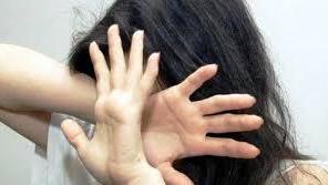 Sassari, abusi sessuali su una 15enne: indagato un amico di famiglia 