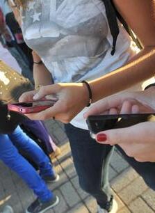 Modena «Nostra figlia bullizzata e minacciata Denunciamo le compagne di corso» 