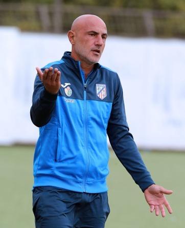 Il tecnico del GhiviBorgo Massimo Maccarone
