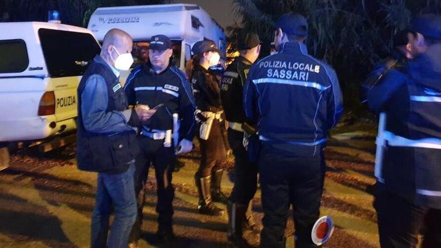 Maxi discarica nel campo rom di Sassari, la Procura chiude le indagini 