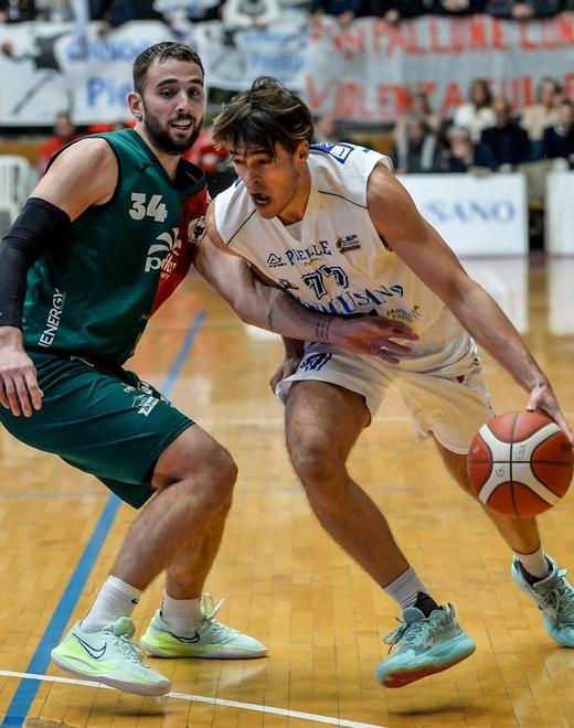 Luca Campori in entrata (foto Masini-Silvi)