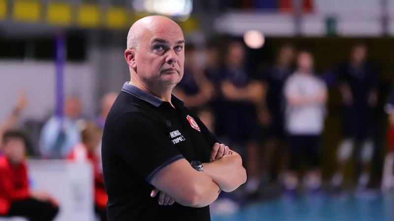 Il coach Vincenzo Mastrangelo