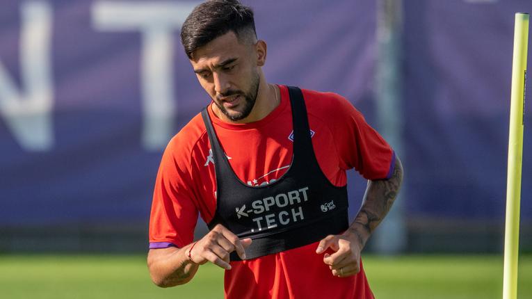 Tutti in campo, schemi e fiato: la Fiorentina riparte subito forte