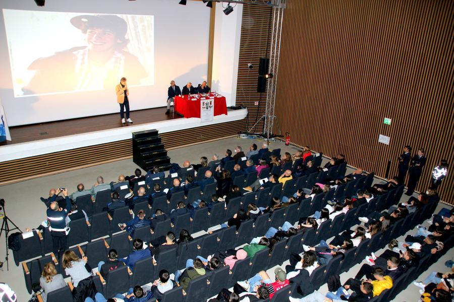 Nove kg di droga sequestrati in 2 anni a Sassari e 20 arresti: il bilancio della Polizia Locale
