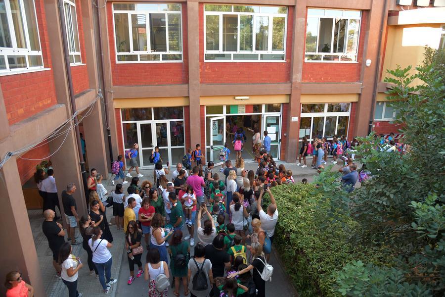 Olbia, nel futuro di Santa Maria sosta "kiss&go” e un parco vicino alla scuola