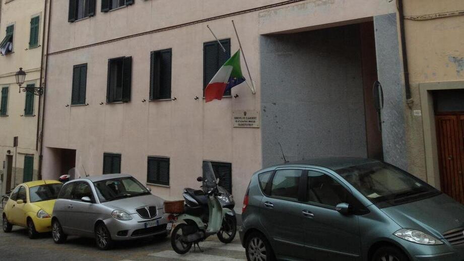 La sede distaccata del tribunale in via Guerrazzi a Portoferraio