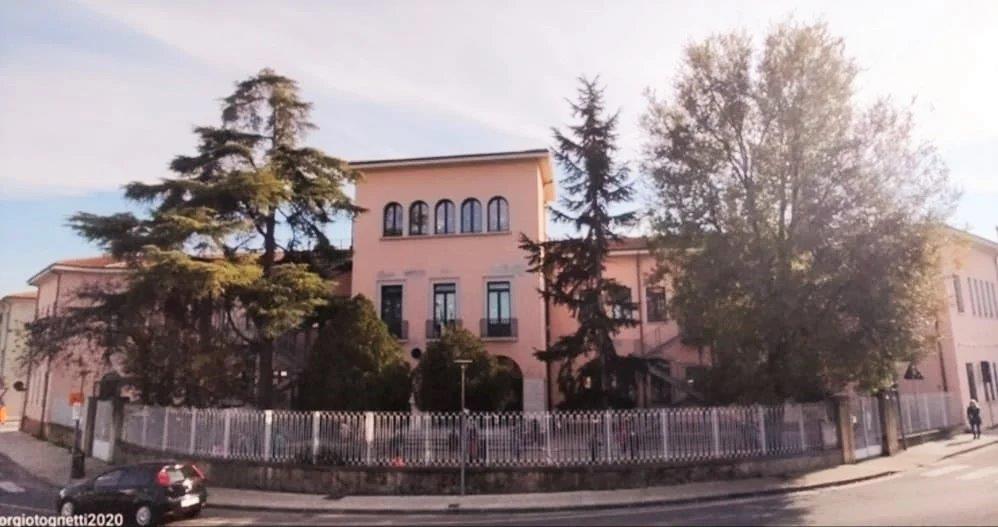 La scuola d’infanzia Biagi in via Conte Fazi