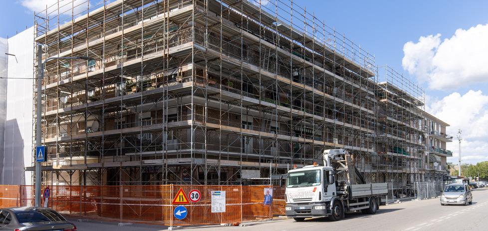 Ferrara, l'sos delle imprese: «Bonus, “saltano” i cantieri»