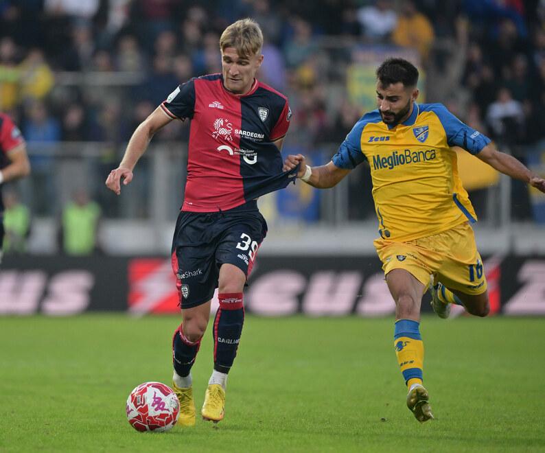 Christos Kourfalidis in azione a Frosinone