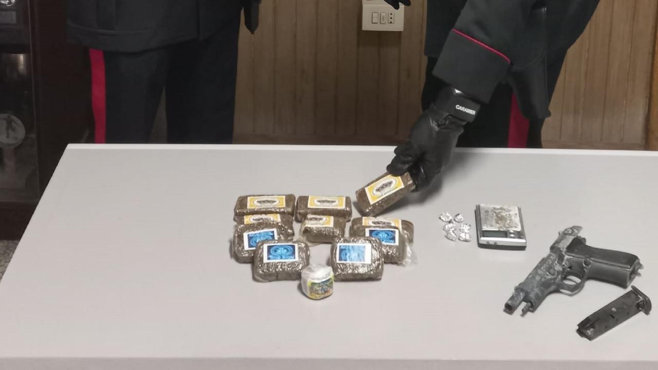 I panetti di hashish sequestrati