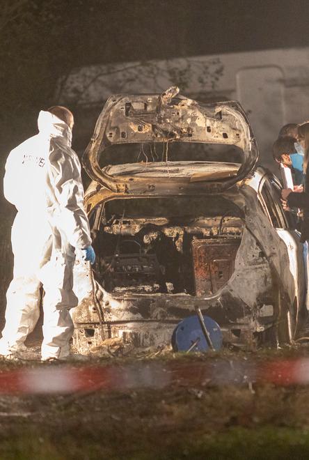 Concordia. A Fossa spuntano due maniglie «Sono della macchina di Alice» 