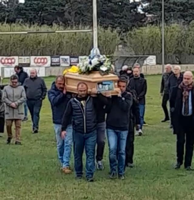 Un giro di campo prima dell’addio: l’Alghero rugby saluta Pino Pinna 