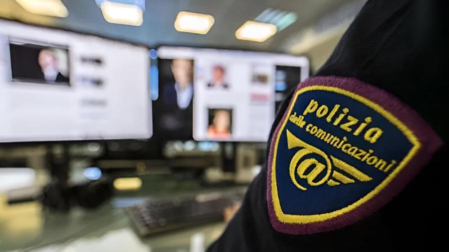 Si finge tecnico informatico, entra nei sistemi della banca e ruba 1 milione di euro: per la maxi frode indagate 35 persone