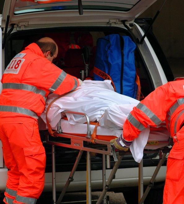 Ciclista muore sulla 125 travolto da una Panda 