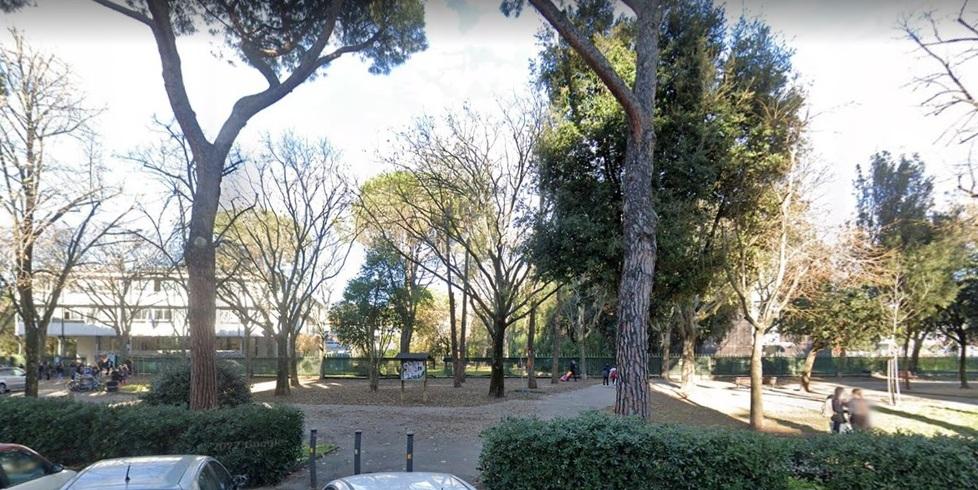 Firenze, rapinati da una baby gang