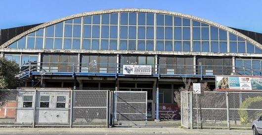 PalaMacchia, rubati telefoni e portafogli negli spogliatoi ai giocatori di basket