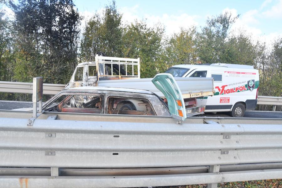 Assalto al portavalori sulla 131:  il bottino supera di poco un milione di euro