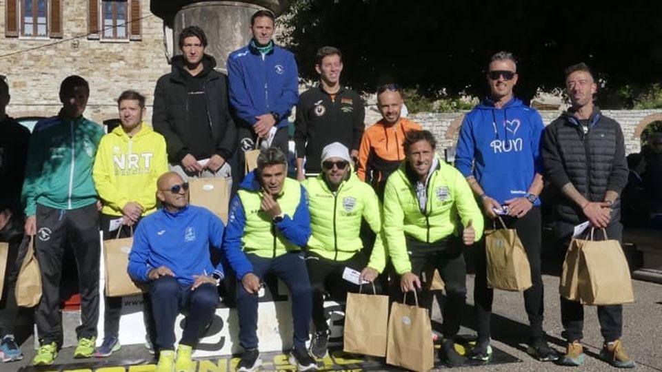 Più di 150 podisti alla Suvereto Run: «Recuperata una tradizione» 
