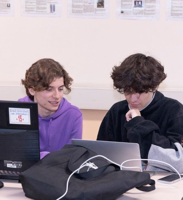 Modena. Le aziende volano sul web «Un’app migliora gli affari» 