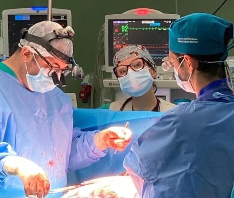 La “Missione del cuore” del chirurgo Murzi: «Qui a Gaza ritrovo me stesso»