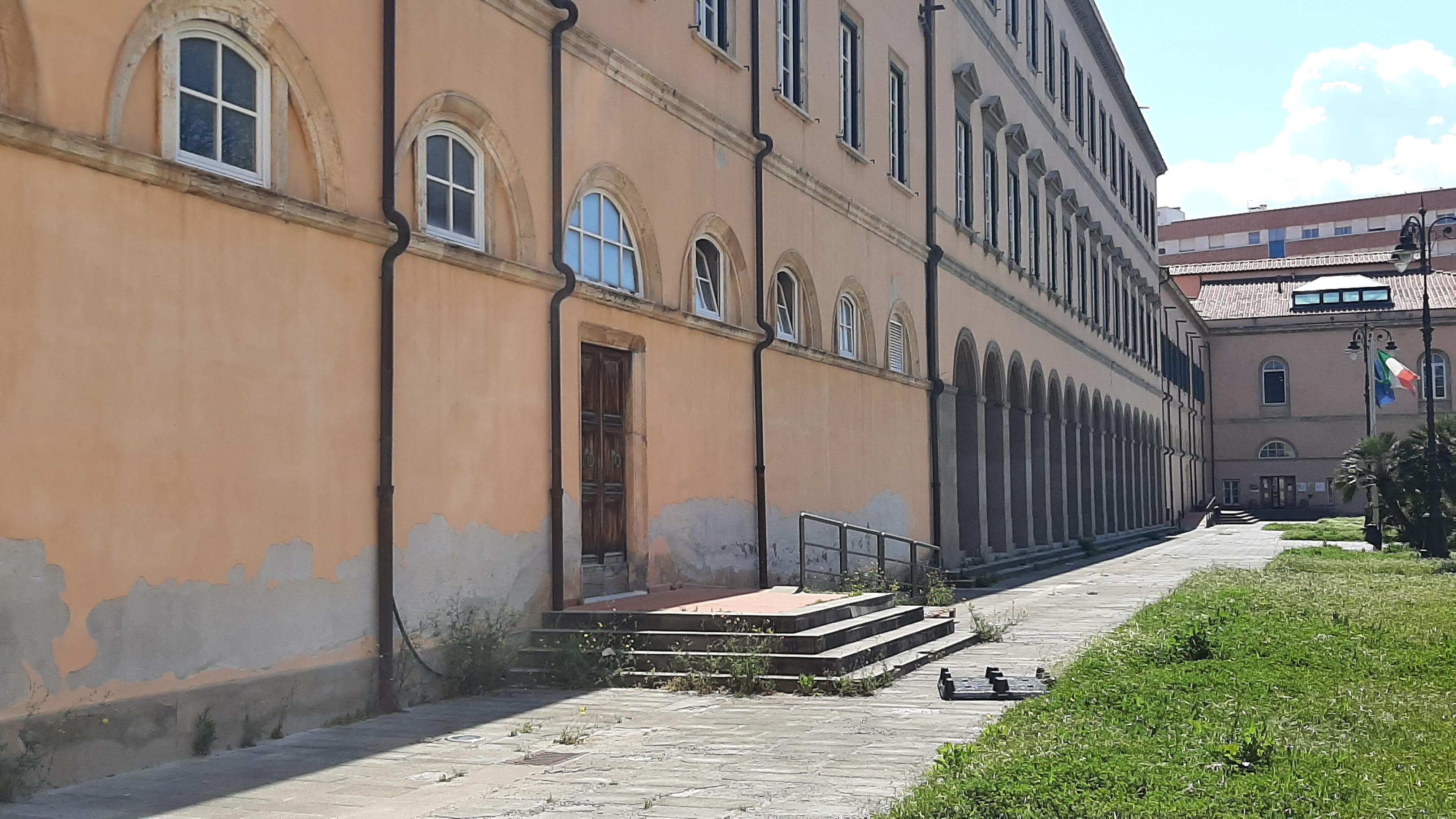 «Mille metri quadri in più per il liceo Cecioni». Ecco la mappa dell'edilizia scolastica livornese 