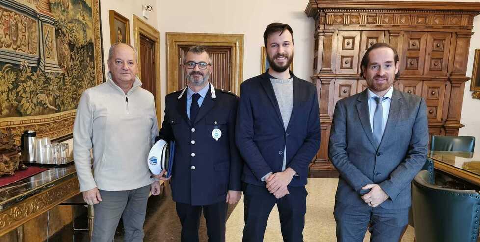 Ferrara, rifiuti abbandonati in strada: un milione per rimuoverli