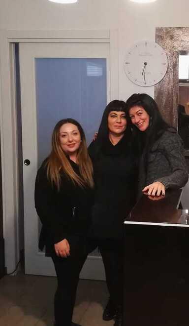 Fiorano. Estetica Claudia e Officina del capello: grande festa per i 35 anni di attività 