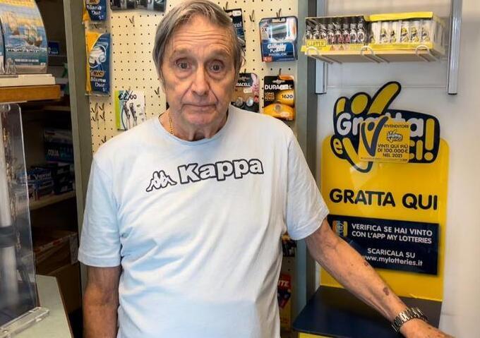 Mario Toncelli titolare della tabaccheria di via del Lavoro