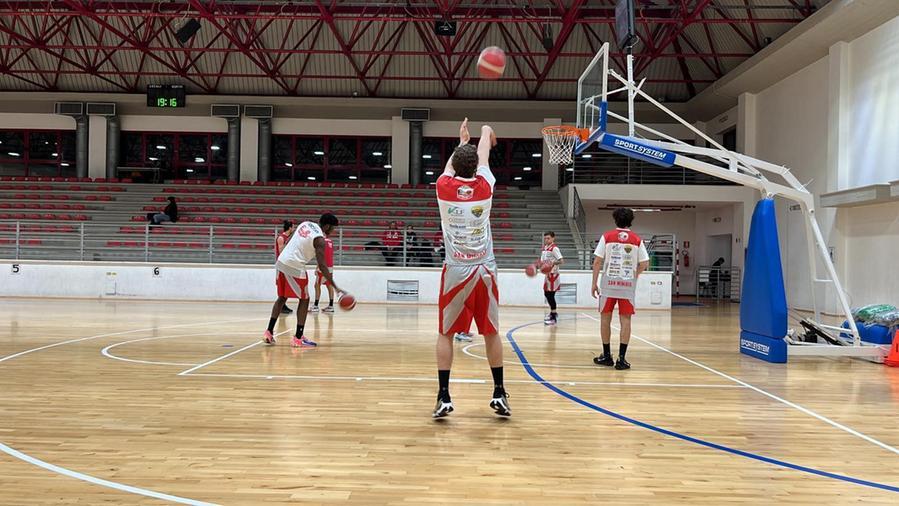 Basket B in casa Etrusca grande voglia di riscatto