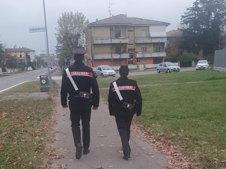 Oltre 300 messaggi e 400 telefonate all’ex in 15 giorni, 64enne in manette