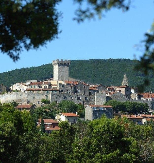 l borgo di Capalbio