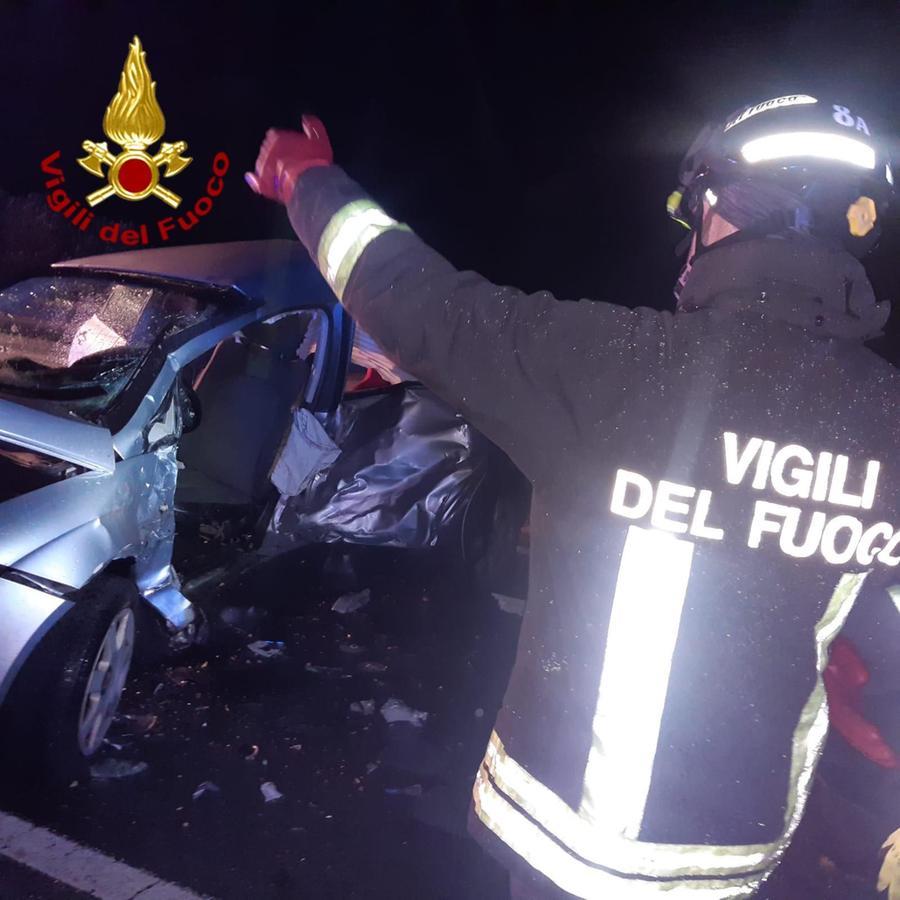 Scontro tra due auto sulla provinciale Lanusei-San Paolo: due feriti gravi