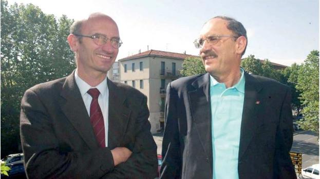In pensione dopo 46 anni allo sportello della banca: «Quella volta che mi salvai dalla rapina»
