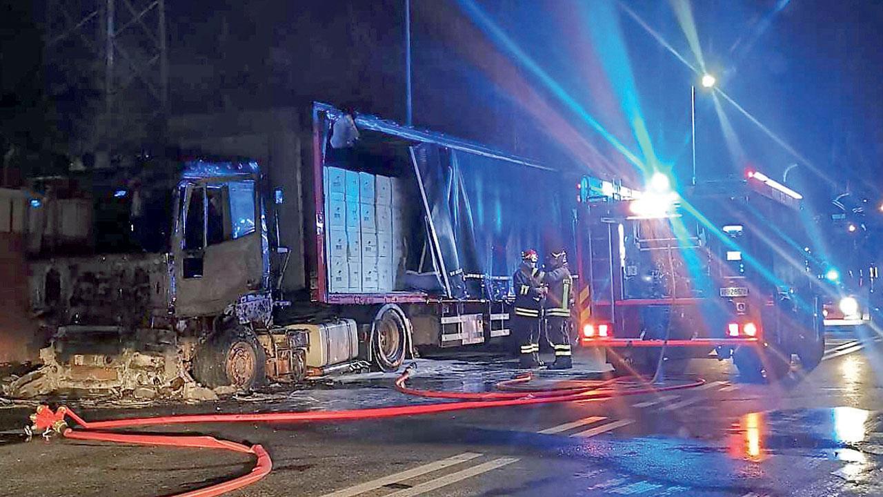 Incendi a Livorno, in carcere ex operaio di 26 anni. La sua lettera alla polizia