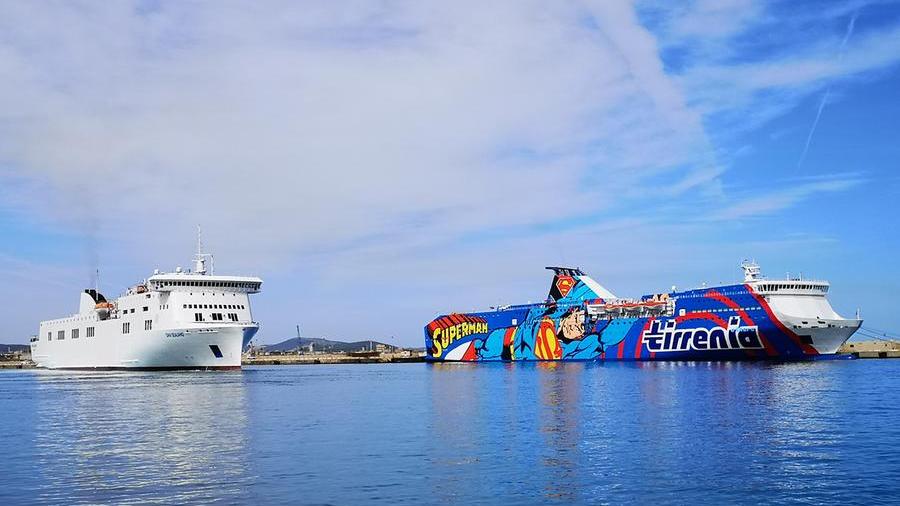 Feste nell’isola, viaggiare è un lusso: anche i posti in nave costano caro