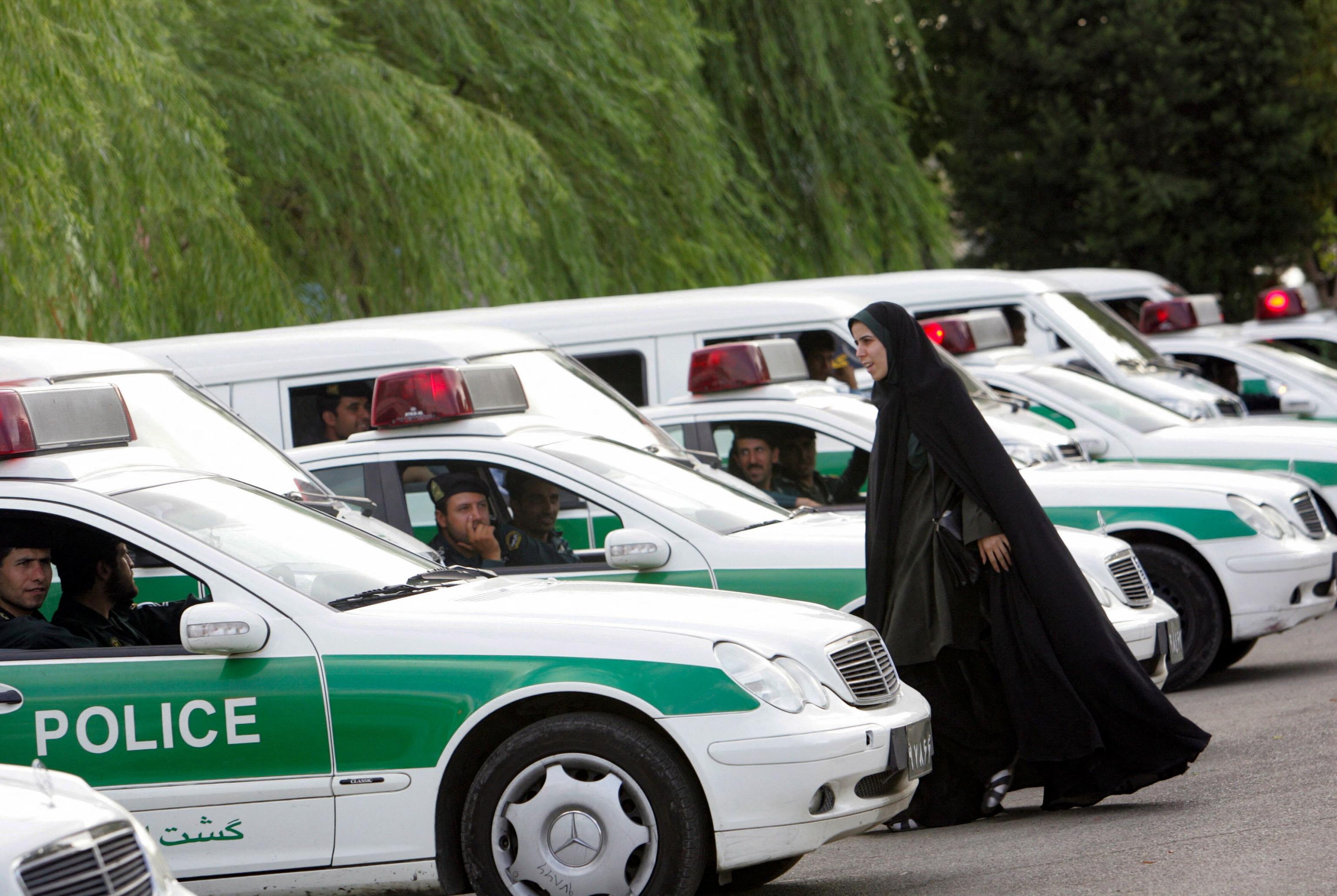 Iran, crepe nella repubblica islamica 
