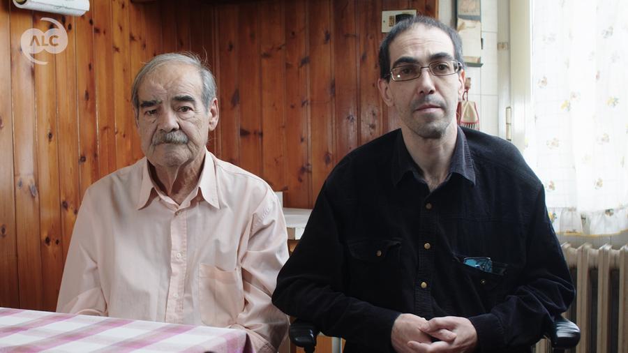 
	Massimiliano insieme al padre Bruno

