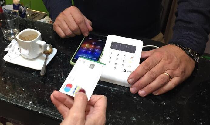 Il Pos della discordia: il viaggio tra i commercianti toscani che dicono "no"