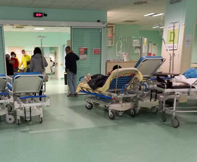 Pronto soccorso pieno, Cona resta in emergenza