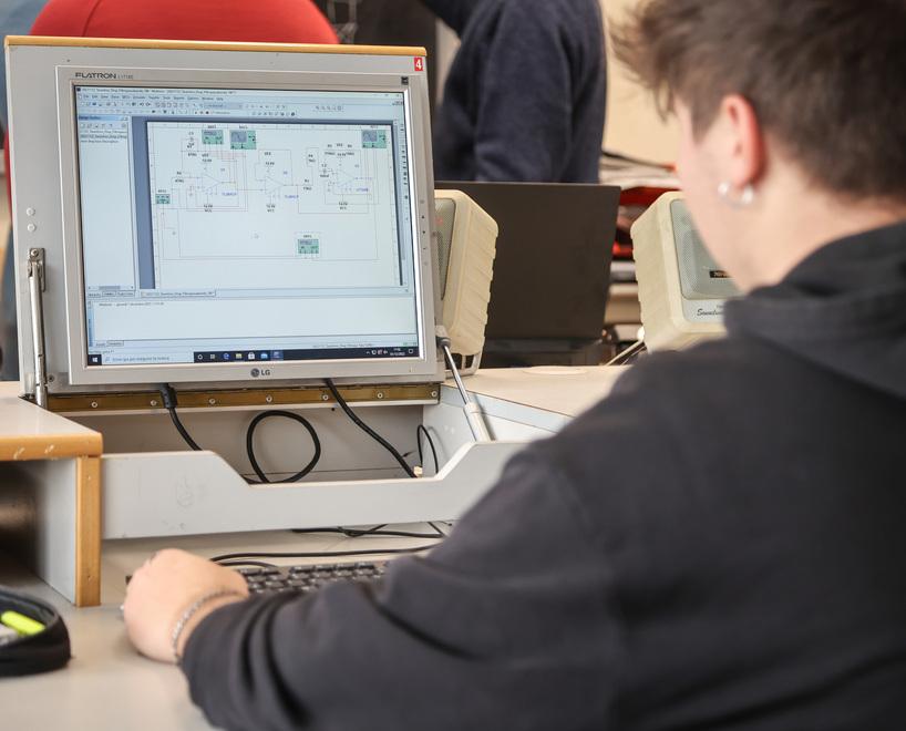 Modena. Alessandro Matera di Infineon Technologies «Manca molto di più il personale qualificato» 