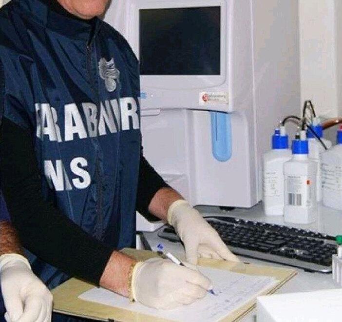 Il medico prescriveva farmaci proibiti a chi voleva dimagrire: ora è nei guai