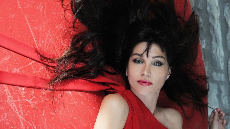Lucca: Luisa Corna star della festa di Capodanno in piazza Santa Maria