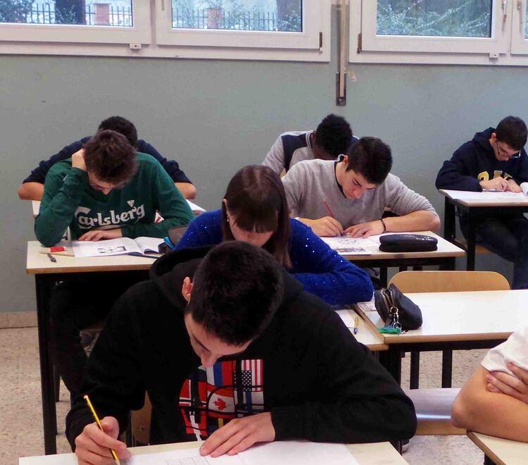 Ferrara. «Giovani più fragili»: crescono i problemi di ansia e solitudine