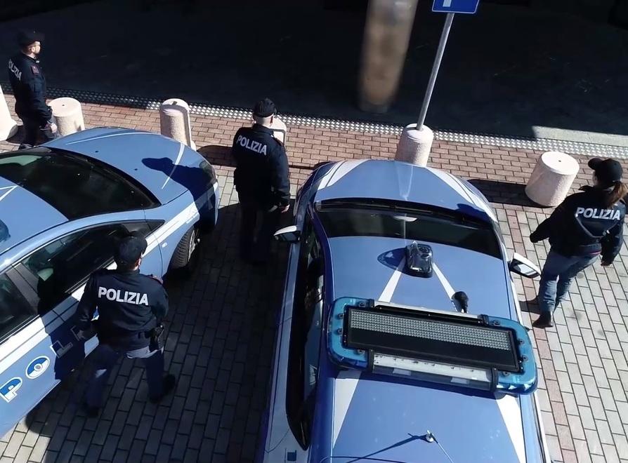 Sassuolo. Arrestate due sorelle spacciatrici: avevano quasi un etto di cocaina