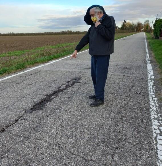 Copparo. Via Candelosa tra buche e camion: «Case a rischio per le vibrazioni»