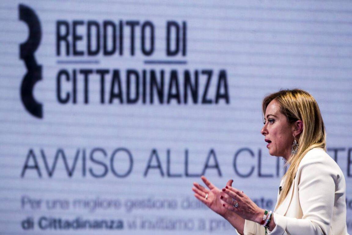 Prato, reddito di cittadinanza per 1.300: solo in 6 fanno i lavori utili