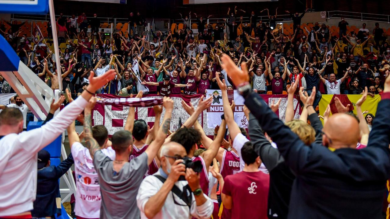 Basket, già venduti 5.000 biglietti: si va verso il record nella storia dei derby