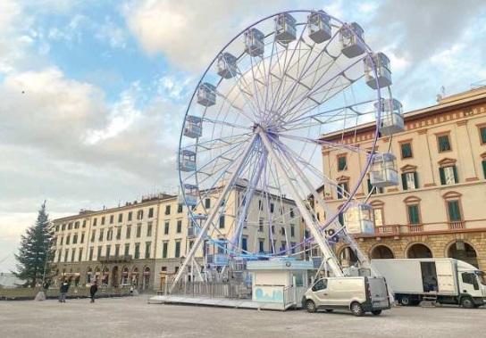 Mare, fossi e fortezze. Su Livorno ecco l’occhio della grande ruota panoramica